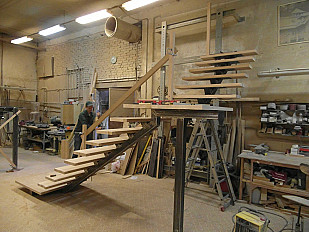 Изготовление лестниц деревянные, комбинированные