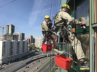 Промышленный альпинизм - позволяет производить работы на высоте