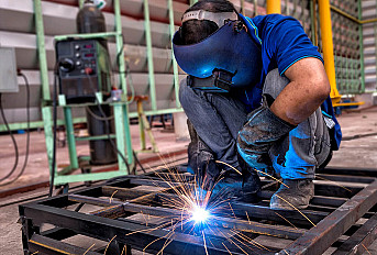 Сварочные работы - это важный процесс в различных отраслях.