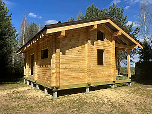 Строительство бани из бруса камерной сушки на свайном фундаменте под ключ