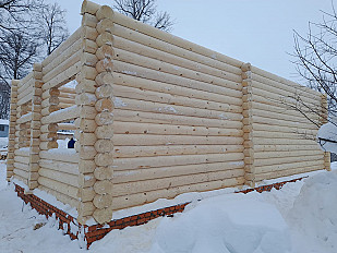 Основные минусы дома из оцилиндрованного бревна